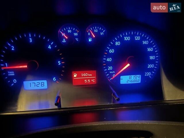 Білий Фольксваген Transporter, об'ємом двигуна 1.9 л та пробігом 246 тис. км за 12800 $, фото 30 на Automoto.ua