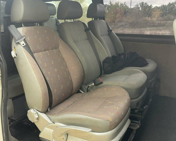 Белый Фольксваген Transporter, объемом двигателя 2.5 л и пробегом 312 тыс. км за 8000 $, фото 6 на Automoto.ua