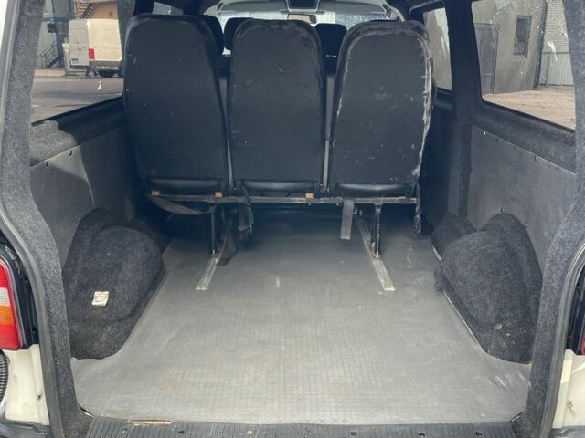 Белый Фольксваген Transporter, объемом двигателя 2.5 л и пробегом 420 тыс. км за 6700 $, фото 11 на Automoto.ua