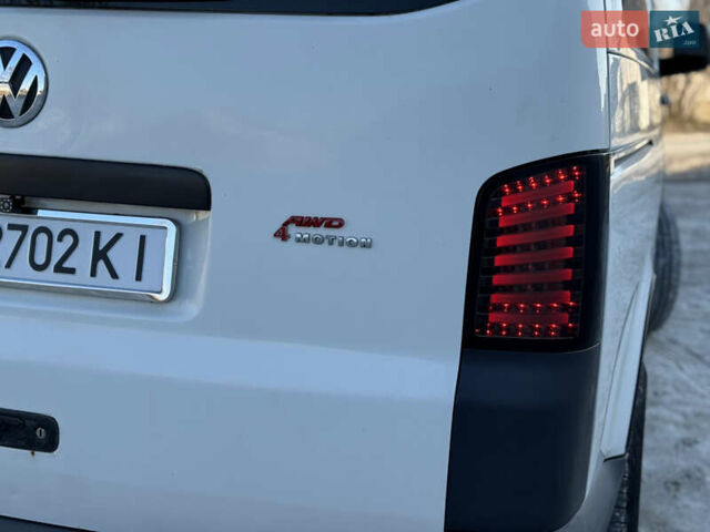 Белый Фольксваген Transporter, объемом двигателя 2.46 л и пробегом 300 тыс. км за 10500 $, фото 6 на Automoto.ua