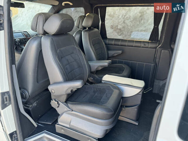 Белый Фольксваген Transporter, объемом двигателя 2.46 л и пробегом 300 тыс. км за 10500 $, фото 12 на Automoto.ua