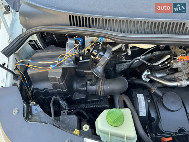 Белый Фольксваген Transporter, объемом двигателя 1.9 л и пробегом 293 тыс. км за 9850 $, фото 41 на Automoto.ua