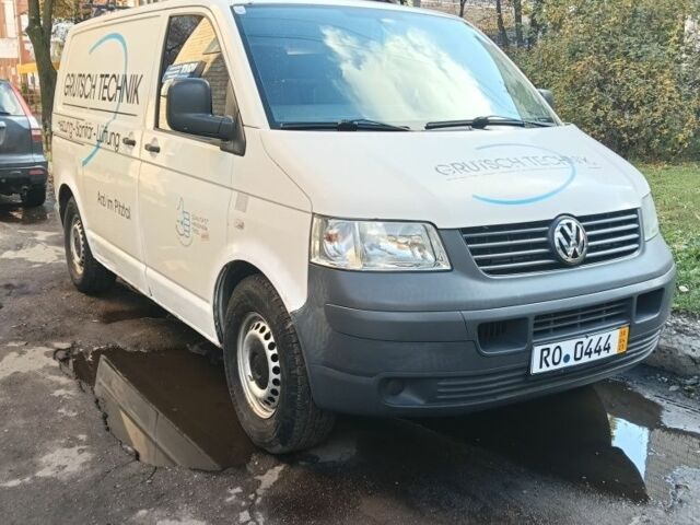 Белый Фольксваген Transporter, объемом двигателя 1.9 л и пробегом 270 тыс. км за 4400 $, фото 4 на Automoto.ua