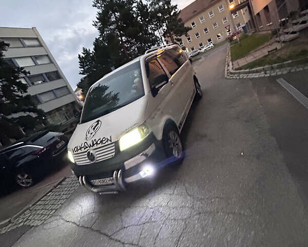 Белый Фольксваген Transporter, объемом двигателя 2.46 л и пробегом 425 тыс. км за 7000 $, фото 3 на Automoto.ua