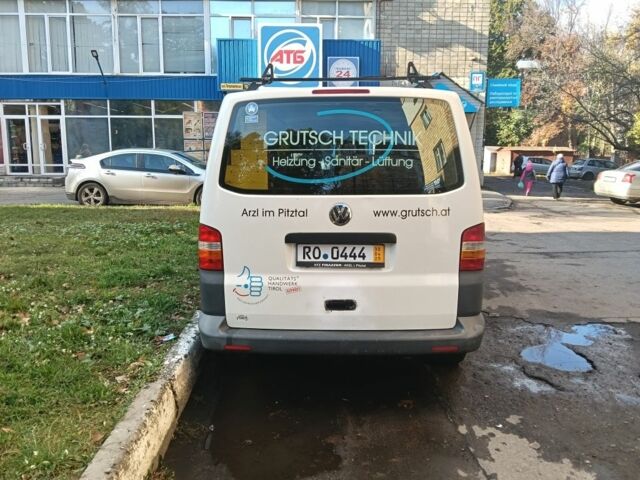 Белый Фольксваген Transporter, объемом двигателя 1.9 л и пробегом 270 тыс. км за 4400 $, фото 2 на Automoto.ua