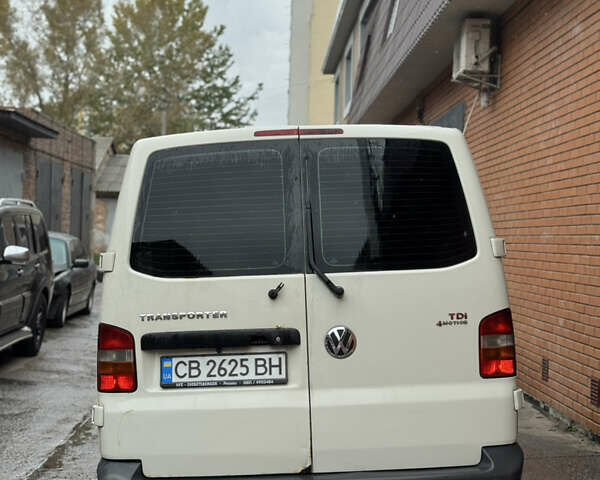Белый Фольксваген Transporter, объемом двигателя 2.5 л и пробегом 305 тыс. км за 10200 $, фото 3 на Automoto.ua