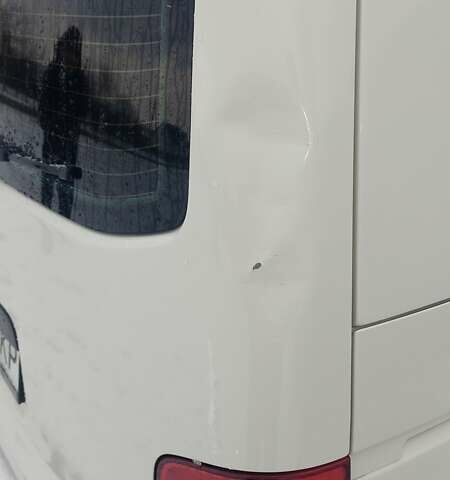 Білий Фольксваген Transporter, об'ємом двигуна 2.46 л та пробігом 325 тис. км за 9800 $, фото 4 на Automoto.ua