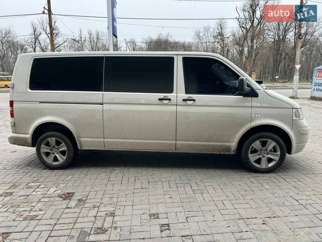 Белый Фольксваген Transporter, объемом двигателя 2.46 л и пробегом 250 тыс. км за 14400 $, фото 4 на Automoto.ua