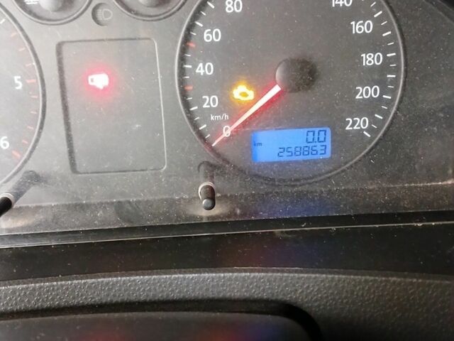 Белый Фольксваген Transporter, объемом двигателя 1.9 л и пробегом 260 тыс. км за 6500 $, фото 11 на Automoto.ua