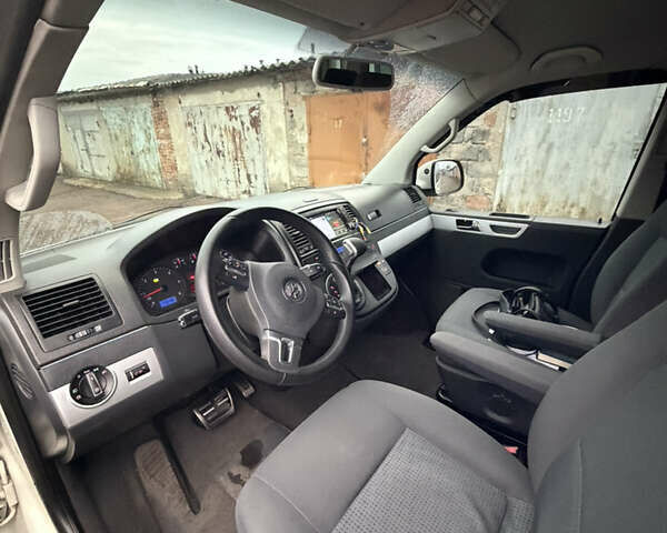 Белый Фольксваген Transporter, объемом двигателя 2.46 л и пробегом 365 тыс. км за 13500 $, фото 6 на Automoto.ua