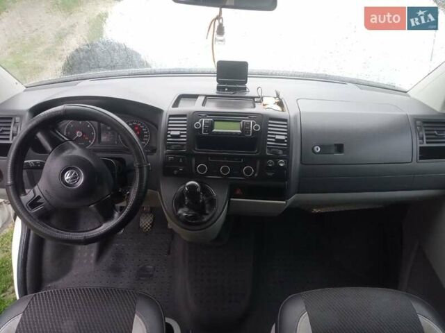 Белый Фольксваген Transporter, объемом двигателя 2 л и пробегом 349 тыс. км за 11500 $, фото 16 на Automoto.ua