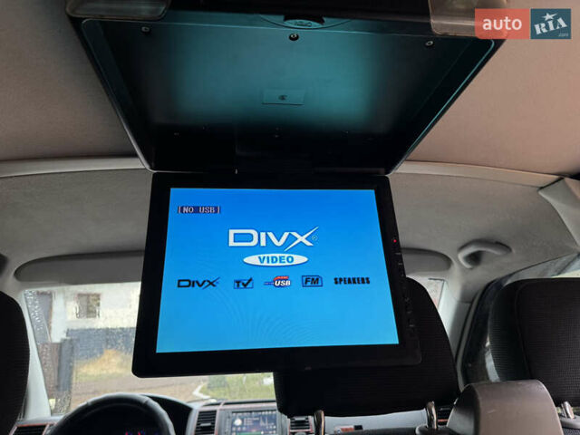 Белый Фольксваген Transporter, объемом двигателя 2.5 л и пробегом 269 тыс. км за 10600 $, фото 82 на Automoto.ua