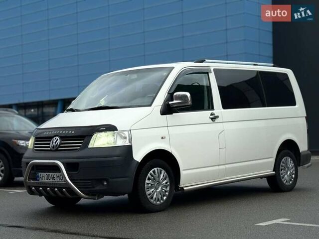 Білий Фольксваген Transporter, об'ємом двигуна 1.97 л та пробігом 318 тис. км за 9800 $, фото 5 на Automoto.ua