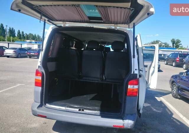Белый Фольксваген Transporter, объемом двигателя 1.9 л и пробегом 270 тыс. км за 10200 $, фото 7 на Automoto.ua