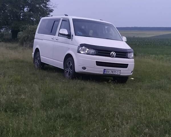 Белый Фольксваген Transporter, объемом двигателя 2 л и пробегом 349 тыс. км за 11500 $, фото 2 на Automoto.ua