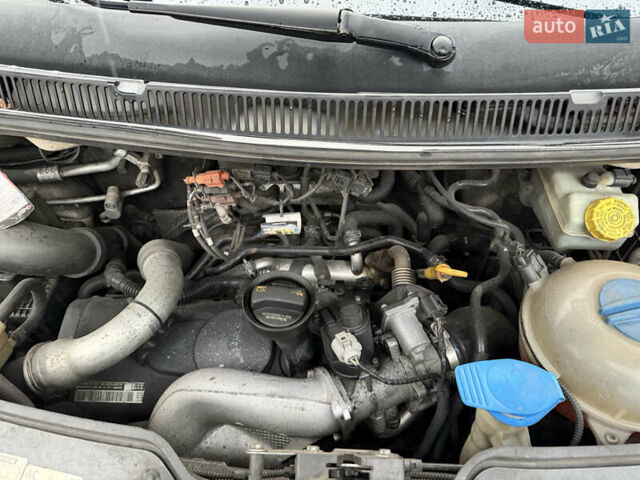 Белый Фольксваген Transporter, объемом двигателя 2.46 л и пробегом 365 тыс. км за 13500 $, фото 16 на Automoto.ua