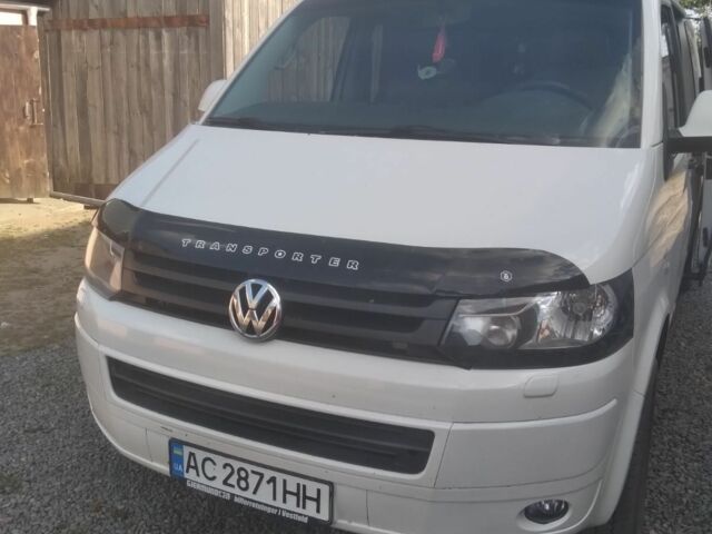 Белый Фольксваген Transporter, объемом двигателя 2 л и пробегом 230 тыс. км за 12829 $, фото 2 на Automoto.ua