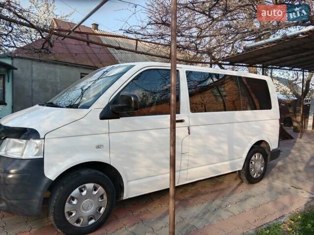 Белый Фольксваген Transporter, объемом двигателя 1.9 л и пробегом 270 тыс. км за 10200 $, фото 1 на Automoto.ua