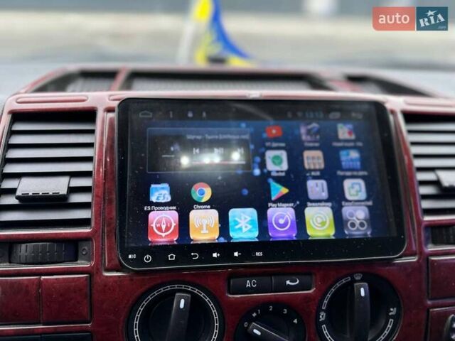 Білий Фольксваген Transporter, об'ємом двигуна 1.97 л та пробігом 318 тис. км за 9800 $, фото 18 на Automoto.ua