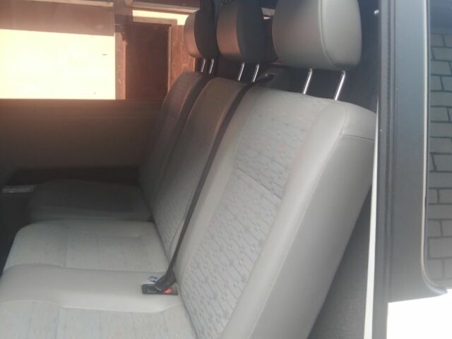 Белый Фольксваген Transporter, объемом двигателя 2 л и пробегом 230 тыс. км за 12829 $, фото 8 на Automoto.ua