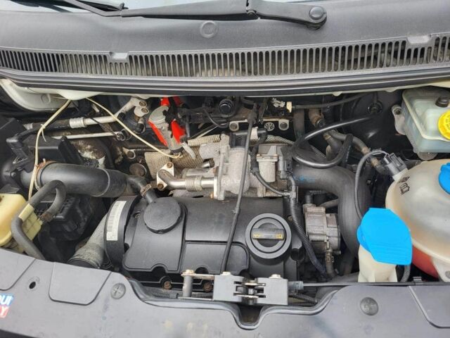 Білий Фольксваген Transporter, об'ємом двигуна 0 л та пробігом 300 тис. км за 10500 $, фото 4 на Automoto.ua