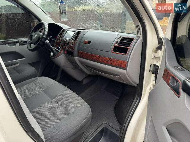 Белый Фольксваген Transporter, объемом двигателя 2.5 л и пробегом 269 тыс. км за 10600 $, фото 65 на Automoto.ua