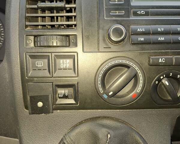 Белый Фольксваген Transporter, объемом двигателя 2.46 л и пробегом 433 тыс. км за 7999 $, фото 14 на Automoto.ua