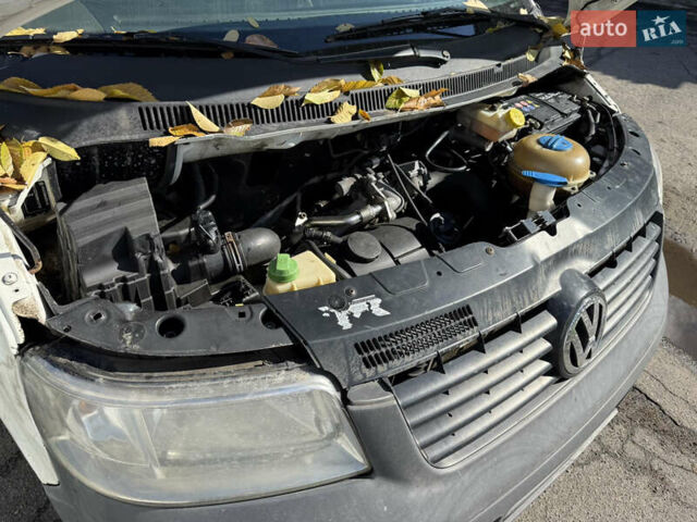 Белый Фольксваген Transporter, объемом двигателя 1.9 л и пробегом 235 тыс. км за 5800 $, фото 3 на Automoto.ua