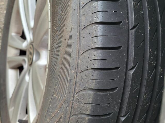 Білий Фольксваген Transporter, об'ємом двигуна 0 л та пробігом 300 тис. км за 10500 $, фото 2 на Automoto.ua