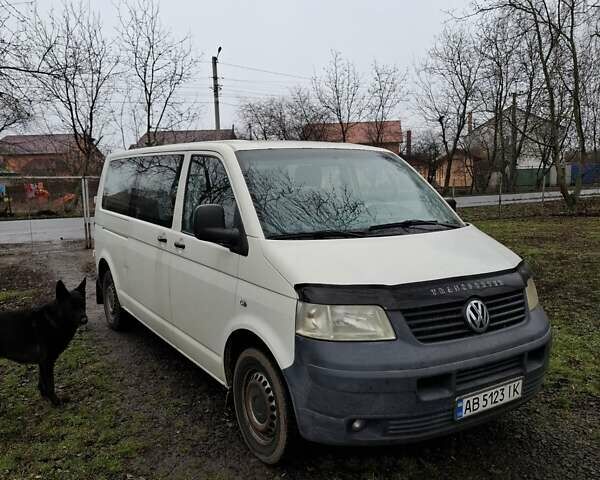 Белый Фольксваген Transporter, объемом двигателя 2.46 л и пробегом 433 тыс. км за 7999 $, фото 2 на Automoto.ua