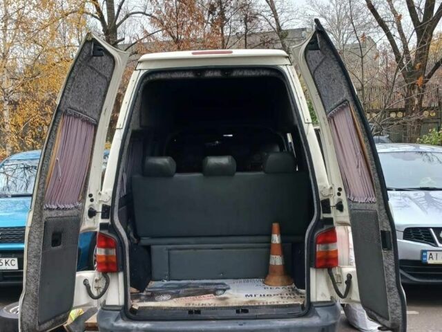 Белый Фольксваген Transporter, объемом двигателя 1.9 л и пробегом 260 тыс. км за 6500 $, фото 1 на Automoto.ua