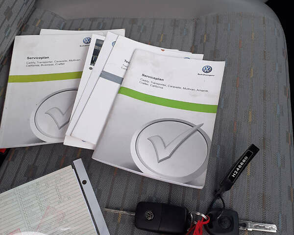 Белый Фольксваген Transporter, объемом двигателя 2 л и пробегом 268 тыс. км за 14400 $, фото 20 на Automoto.ua