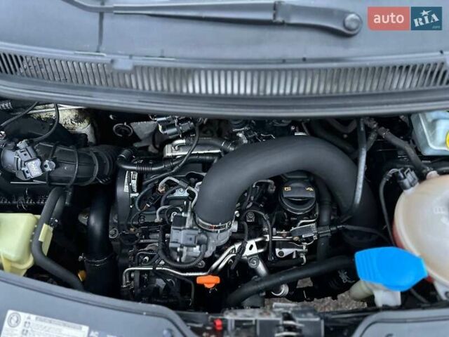 Белый Фольксваген Transporter, объемом двигателя 2 л и пробегом 190 тыс. км за 13999 $, фото 36 на Automoto.ua