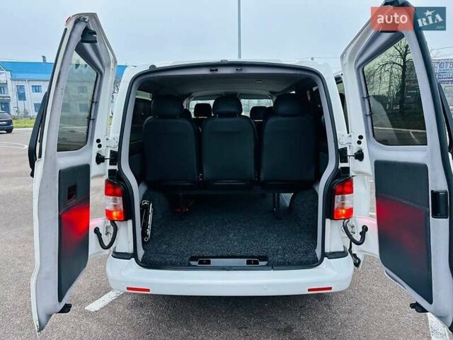 Белый Фольксваген Transporter, объемом двигателя 2 л и пробегом 190 тыс. км за 13999 $, фото 31 на Automoto.ua