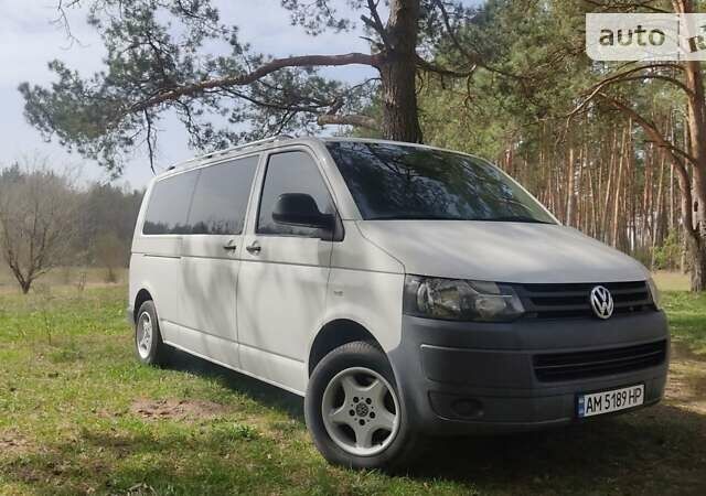 Білий Фольксваген Transporter, об'ємом двигуна 1.97 л та пробігом 388 тис. км за 12500 $, фото 9 на Automoto.ua