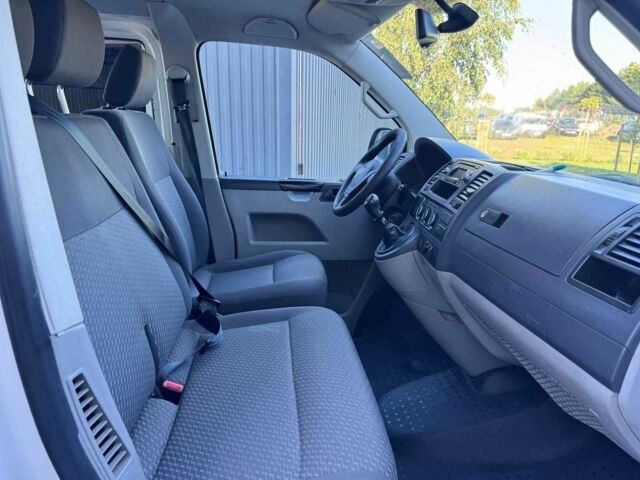 Белый Фольксваген Transporter, объемом двигателя 2 л и пробегом 243 тыс. км за 7200 $, фото 12 на Automoto.ua