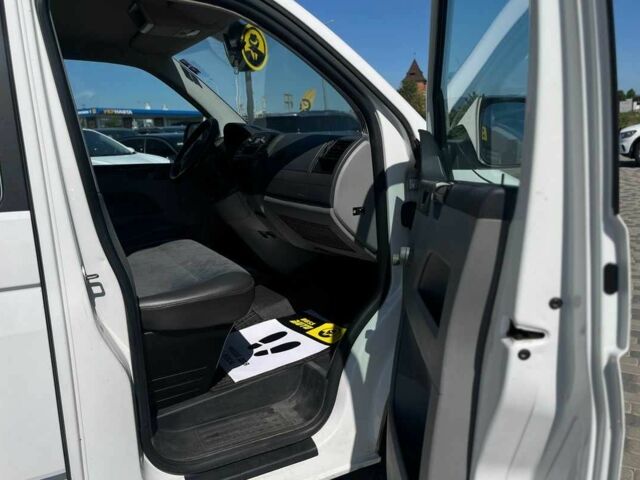 Белый Фольксваген Transporter, объемом двигателя 2 л и пробегом 364 тыс. км за 11800 $, фото 8 на Automoto.ua