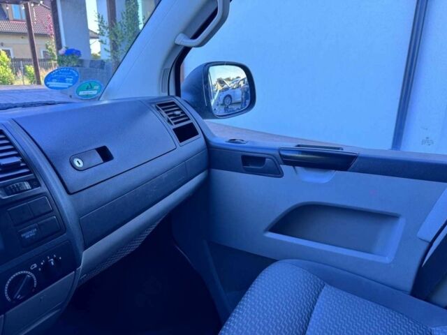 Белый Фольксваген Transporter, объемом двигателя 2 л и пробегом 243 тыс. км за 7200 $, фото 13 на Automoto.ua