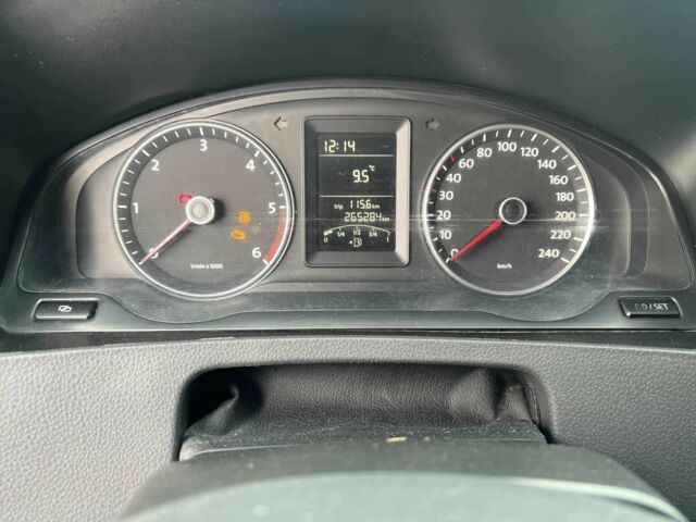 Белый Фольксваген Transporter, объемом двигателя 2 л и пробегом 265 тыс. км за 13500 $, фото 7 на Automoto.ua