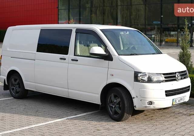 Белый Фольксваген Transporter, объемом двигателя 1.97 л и пробегом 319 тыс. км за 11500 $, фото 3 на Automoto.ua