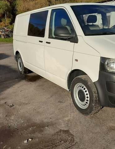 Белый Фольксваген Transporter, объемом двигателя 2 л и пробегом 199 тыс. км за 12800 $, фото 6 на Automoto.ua