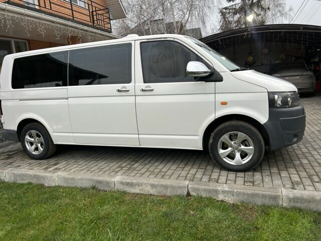 Белый Фольксваген Transporter, объемом двигателя 2 л и пробегом 423 тыс. км за 11500 $, фото 2 на Automoto.ua