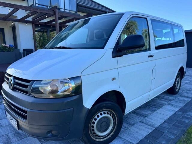 Белый Фольксваген Transporter, объемом двигателя 2 л и пробегом 243 тыс. км за 7200 $, фото 7 на Automoto.ua