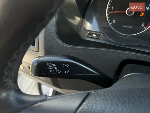 Белый Фольксваген Transporter, объемом двигателя 1.97 л и пробегом 364 тыс. км за 11800 $, фото 16 на Automoto.ua