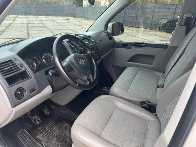 Белый Фольксваген Transporter, объемом двигателя 2 л и пробегом 265 тыс. км за 13500 $, фото 8 на Automoto.ua