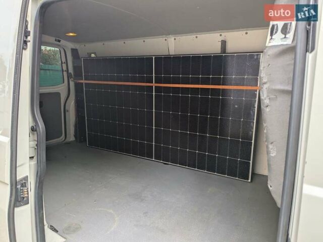 Белый Фольксваген Transporter, объемом двигателя 2 л и пробегом 347 тыс. км за 10700 $, фото 2 на Automoto.ua