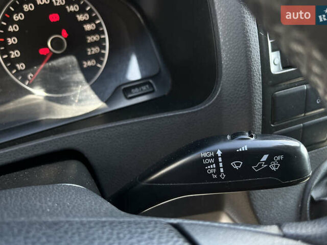 Белый Фольксваген Transporter, объемом двигателя 1.97 л и пробегом 364 тыс. км за 11800 $, фото 17 на Automoto.ua