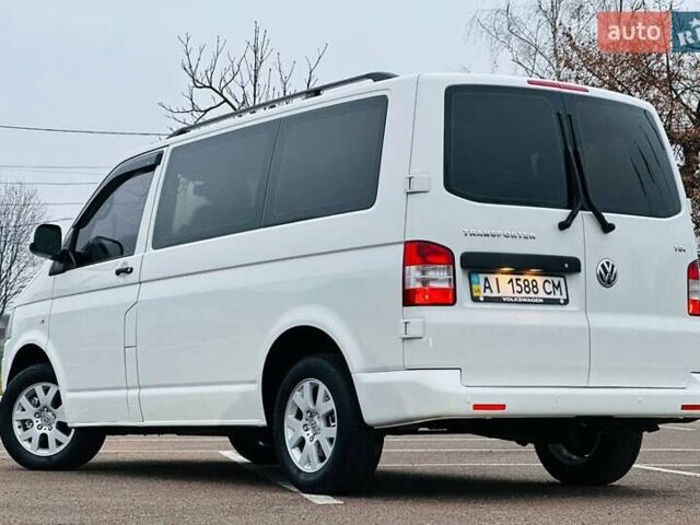 Белый Фольксваген Transporter, объемом двигателя 2 л и пробегом 190 тыс. км за 13999 $, фото 2 на Automoto.ua