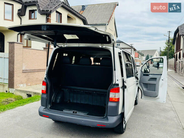 Белый Фольксваген Transporter, объемом двигателя 2 л и пробегом 312 тыс. км за 12700 $, фото 58 на Automoto.ua