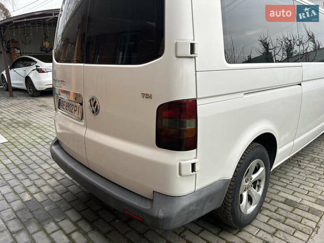 Белый Фольксваген Transporter, объемом двигателя 1.97 л и пробегом 420 тыс. км за 11500 $, фото 5 на Automoto.ua